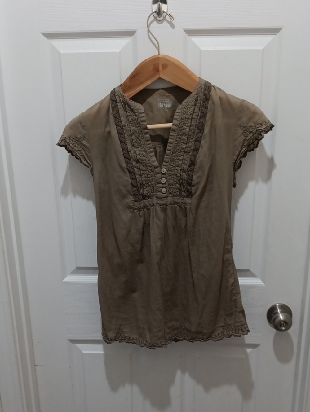 Converse Taupe Short Sleeve Embroidered V-Neck Blouse